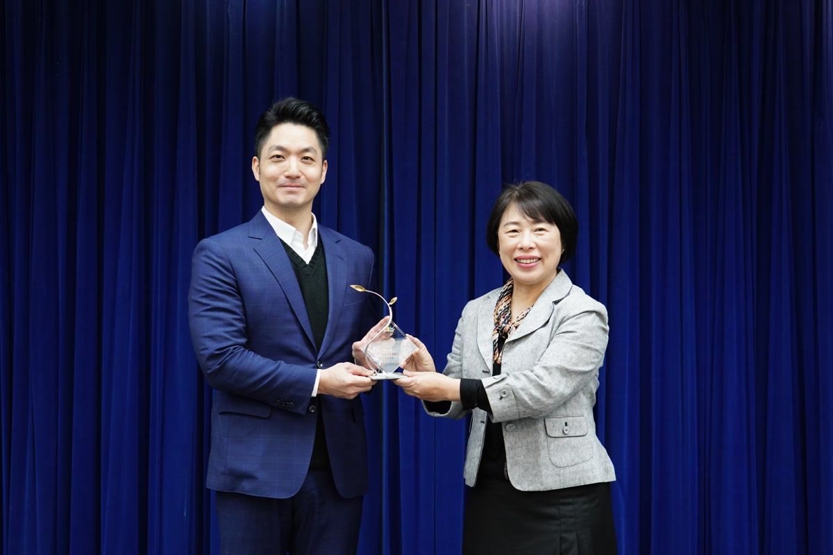 市長蔣萬安與中國信託商業銀行代表人合照